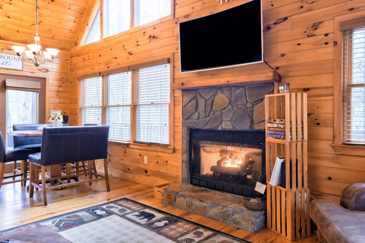 Bear In The Woods Villa Blue Ridge Exterior photo