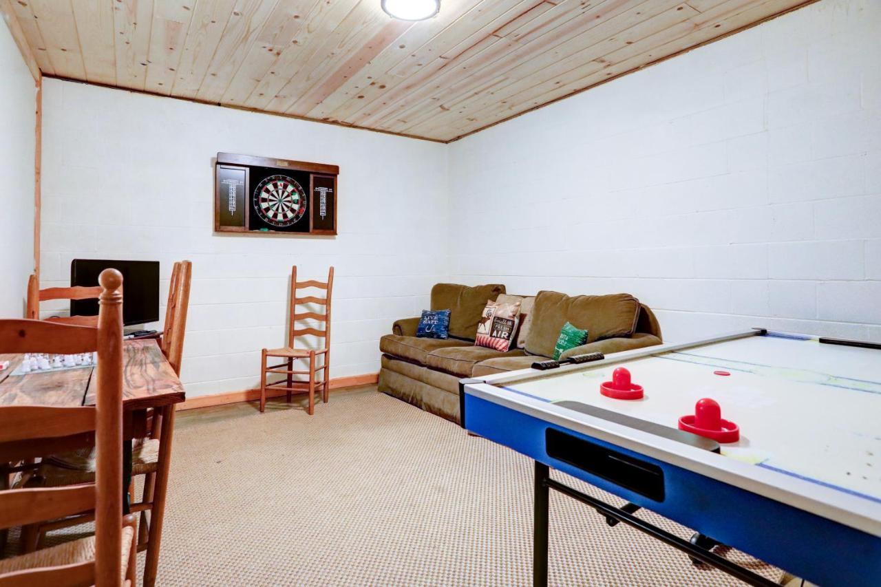 Bear In The Woods Villa Blue Ridge Exterior photo